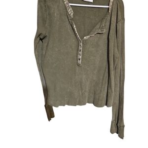 Zenana Outfitters Sage Waffle Knit Long Sleeve Top